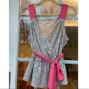 Blouse with mini black hearts and pink bow !